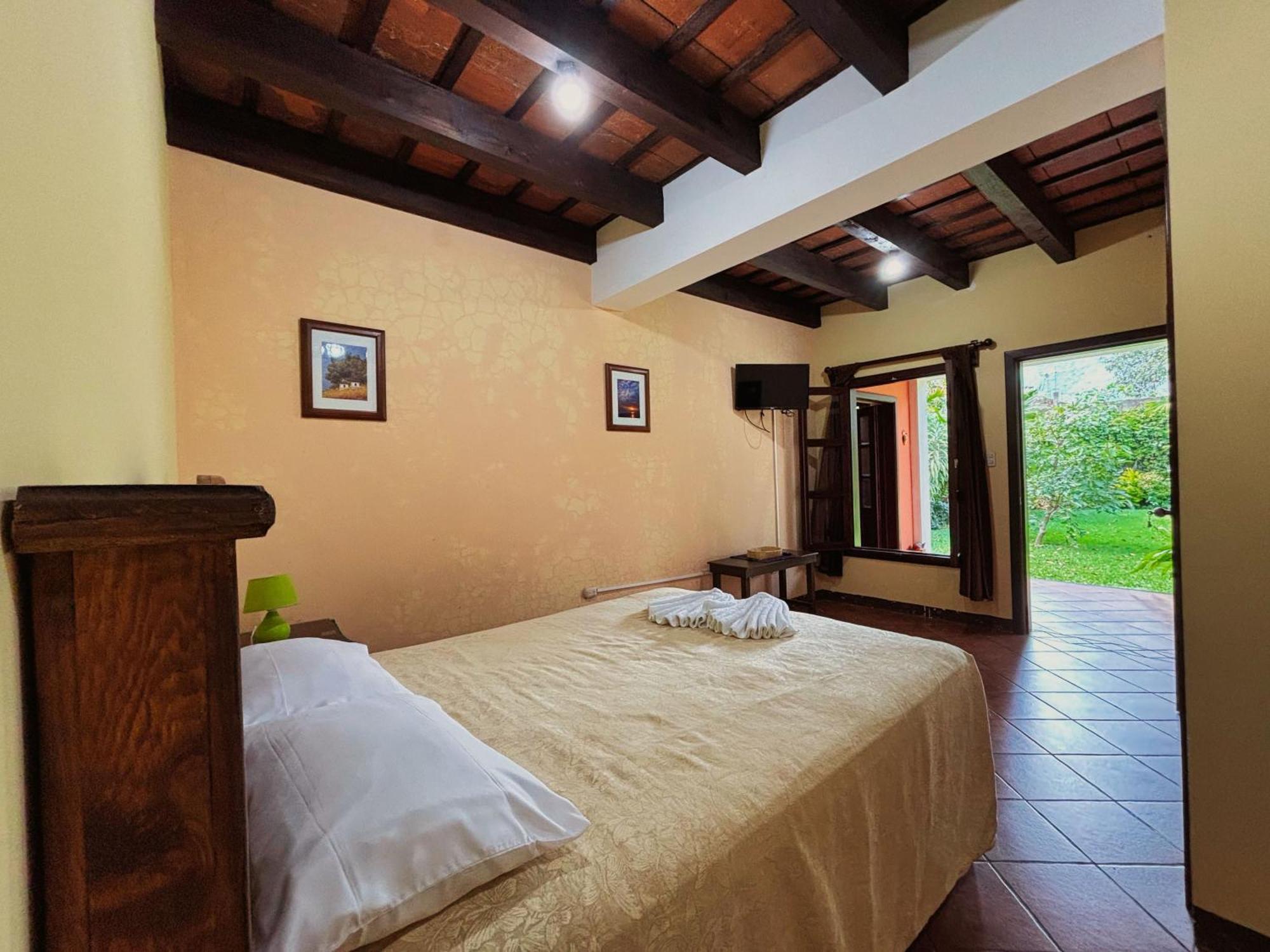 Alana Hotel By Ish Antigua ภายนอก รูปภาพ