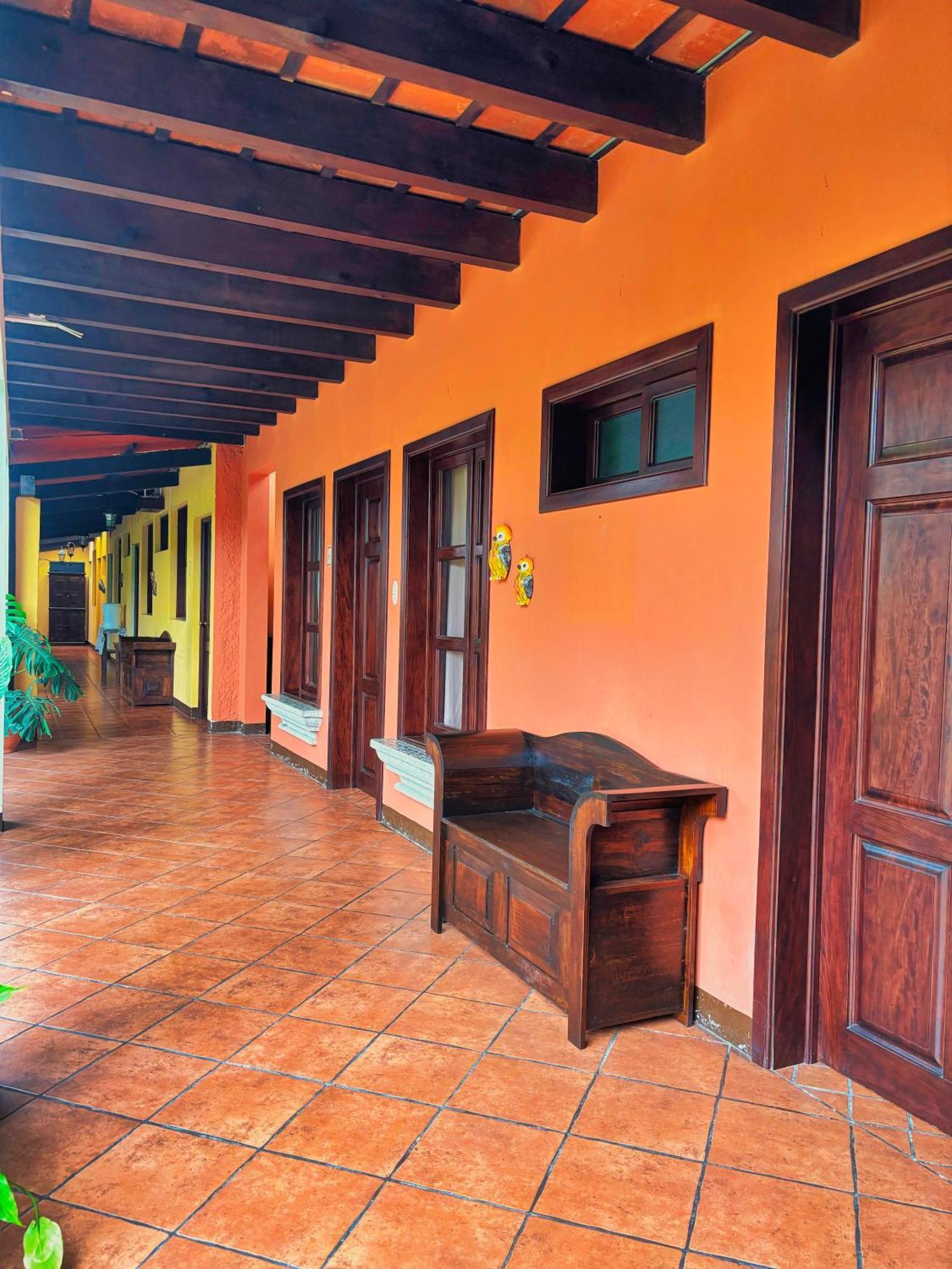Alana Hotel By Ish Antigua ภายนอก รูปภาพ